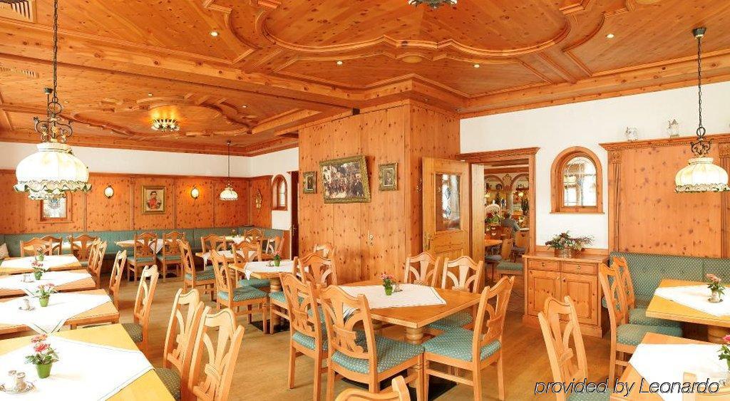 Hotel Schatten جارمش بارتنكيرشن المطعم الصورة