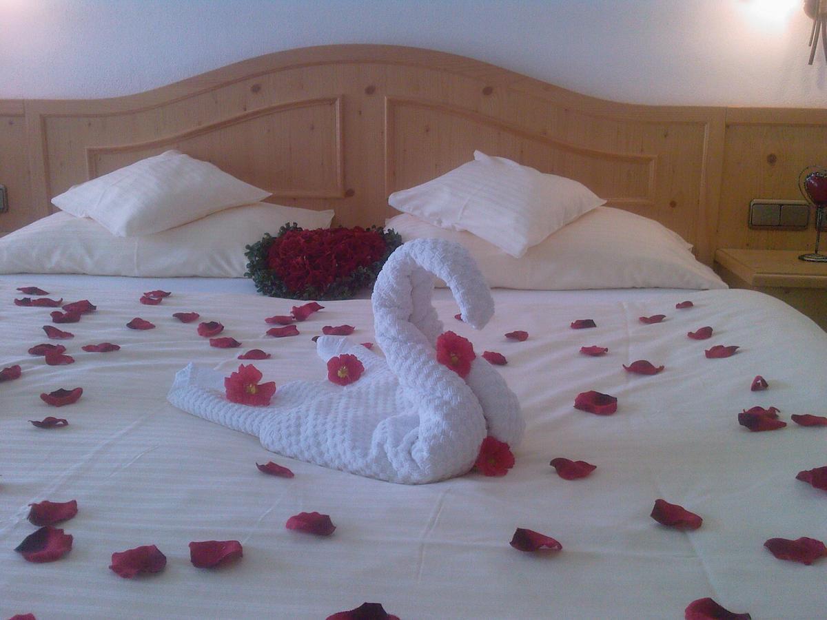 Hotel Schatten جارمش بارتنكيرشن المظهر الخارجي الصورة