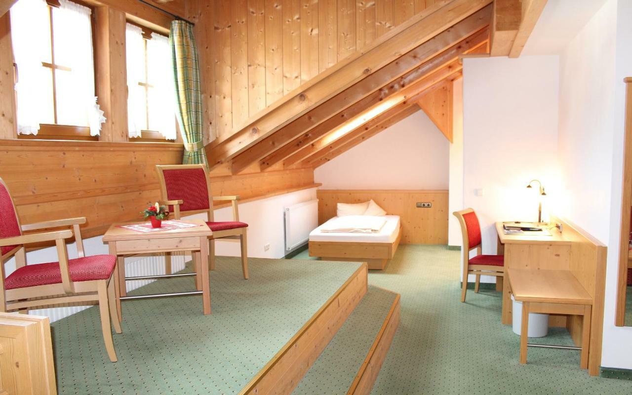 Hotel Schatten جارمش بارتنكيرشن المظهر الخارجي الصورة